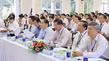 Thi tuyển Vụ trưởng