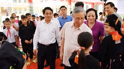 Khánh thành lớp học Trường TH&THCS Viễn Sơn do Vietcombank tài trợ 3 tỷ đồng kinh phí 