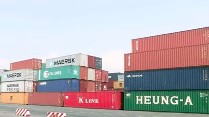 Còn nhiều sơ hở trong quản lý hàng tạm nhập - tái xuất