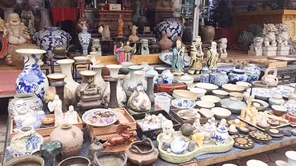 Đi chợ đồ cũ Vạn Phúc