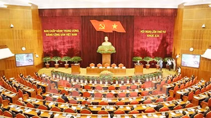 "Tự soi, tự sửa" để nâng cao hiệu quả công tác giáo dục chính trị tư tưởng