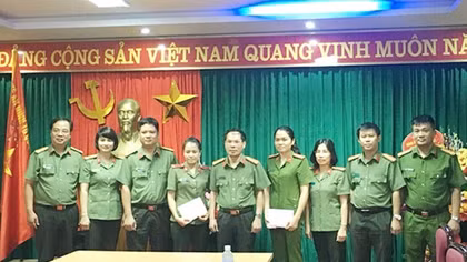 Niềm vui của 2 người vợ liệt sỹ có nhà mới
