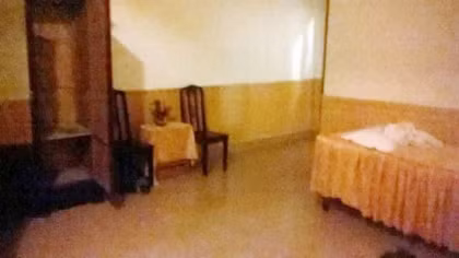 Mại dâm qua mạng núp bóng chiêu trò massage tại gia