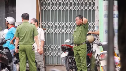 Người đàn ông tử vong bên vũng máu tại nhà riêng