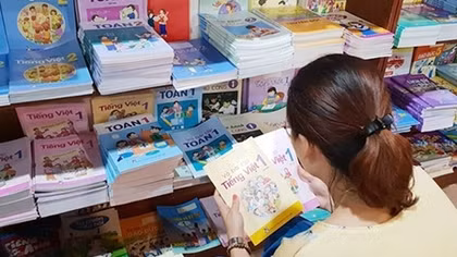 Kiểm soát giá sách giáo khoa bằng cơ chế nào?