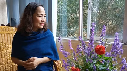 NSND Thúy Mùi: Ai mang con nhện giăng mùng