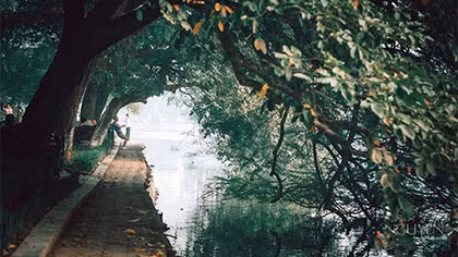 Một trăm năm, nhớ xưa nhìn nay