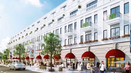 Tấp nập “tháng vàng mua sắm” tại Vincom Shophouse Thái Bình