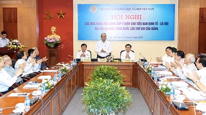 Thủ tướng nghe các nhà khoa học góp ý Chiến lược 10 năm, Kế hoạch 5 năm