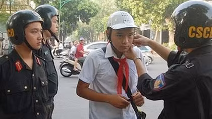 Nâng cao hình ảnh người chiến sỹ CSCĐ nhân văn, thân thiện trong lòng nhân dân Thủ đô