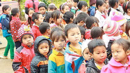 Mùa đông ấm áp đến với học sinh nội trú vùng cao