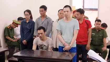 Hai tử tù trốn trại ở Hà Nội lĩnh thêm 7 năm tù giam