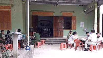 Điều tra vụ trẻ tử vong sau tiêm vắc xin ở Nghệ An