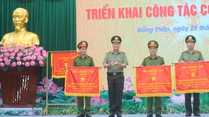 Kiểm soát chặt chẽ tuyến biên giới, nâng cao hiệu quả chống dịch COVID-19