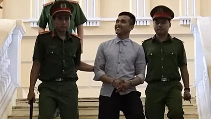 9 năm tù cho đối tượng bênh vợ, bắn người trọng thương