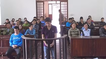 Giả Công an, chở nữ sinh vào nghĩa trang giở trò đồi bại