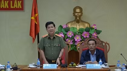 Đẩy mạnh thực hiện chương trình xây dựng nông thôn mới
