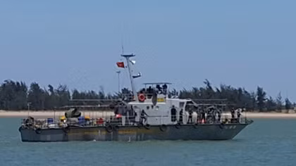 Phi công Su-30 gặp sự cố đã về đất liền an toàn