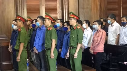 Dàn lãnh đạo Công ty Lương thực Trà Vinh bị đề nghị hơn 100 năm tù