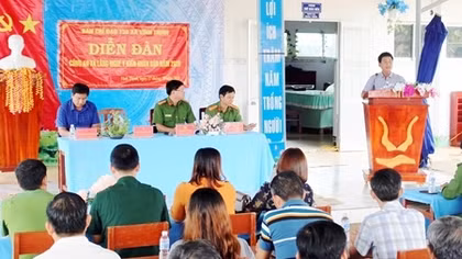Lắng nghe góp ý kiến để phục vụ nhân dân tốt hơn