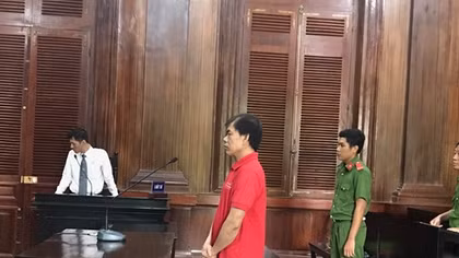 Bàn chuyện đánh đề trên bàn nhậu, anh vợ đâm chết em rễ cũ