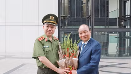 Thủ tướng dự Hội nghị sơ kết công tác Công an 6 tháng đầu năm 2020