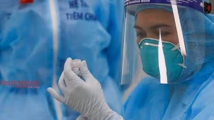 Đã có 15.865 người được tiêm vaccine phòng COVID-19 của AstraZeneca