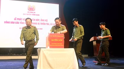 Cục Truyền thông CAND phát động ủng hộ đồng bào miền Trung