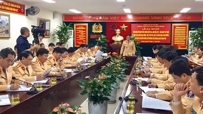 Hà Nội phải đường thông hè thoáng