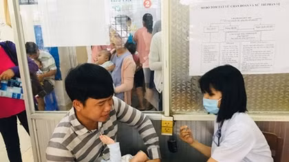 Thông tin tạm dừng tiêm vaccine ComBe five là không đúng