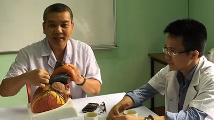 Ca mổ tim "lách qua cửa tử" cứu sống người phụ nữ bị nhiễm HIV