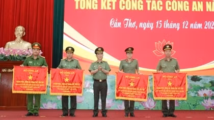 Chủ động nắm chắc tình hình, bảo vệ tuyệt đối an toàn các sự kiện của đất nước, địa phương 