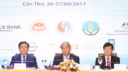Thủ tướng Nguyễn Xuân Phúc chủ trì Hội nghị phát triển bền vững ĐBSCL