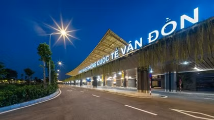 Sân bay Vân Đồn đón 30 công dân Việt Nam trở về từ tâm dịch Vũ Hán