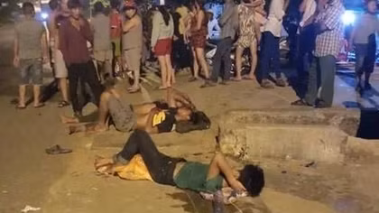 Kẹp ba tông phải chó thả rông, một thanh niên tử nạn
