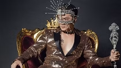 Đàm Vĩnh Hưng thu gần 2 tỷ đồng sau 1 ngày bán vé Diamond Show