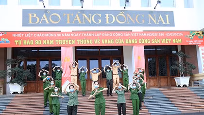 “Chống giặc COVID-19” bằng âm nhạc
