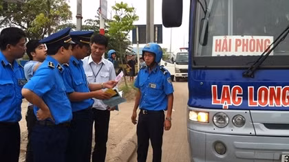 Thủ tướng Chính phủ chỉ đạo dẹp nạn “bảo kê”, tranh khách trên QL5