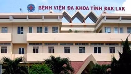 Xác minh thông tin bà đỡ cắt rốn trẻ sơ sinh bằng dao lam tại Đắk Lắk