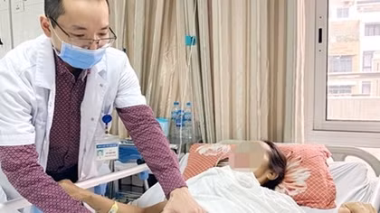 Mang khối u 10kg nhưng lại tưởng béo bụng