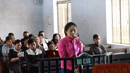 Đâm chết người tình trẻ vì... mải chơi game 