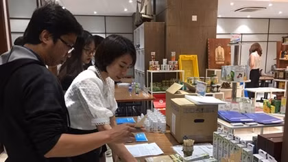 Xuất khẩu sang Singapore để hướng ra thị trường thế giới