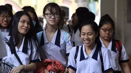 Thí sinh lo lắng: Môn Hóa khó còn môn Sinh thì quá dài