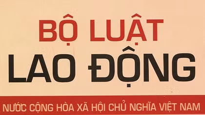 Nữ sĩ quan cấp tướng được kéo dài tuổi hưu đến 60