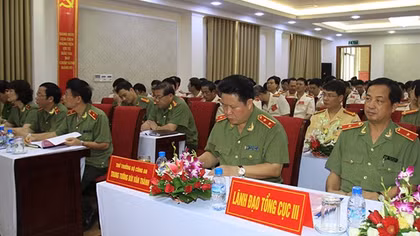 Xây dựng lực lượng Cảnh sát Phòng cháy, chữa cháy và cứu nạn, cứu hộ vững mạnh