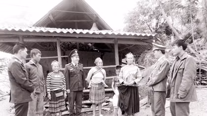 Si Ma Cai mùa hoa đào khoe sắc
