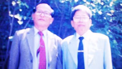 “Thân dầm nước đứng cuộc đời thẳng ngay”