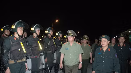 Thứ trưởng Bùi Văn Nam kiểm tra công tác ứng trực, sẵn sàng chiến đấu của lực lượng CSCĐ