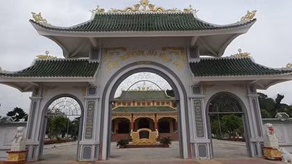 Tiểu thư nhà họ Mạc và huyền tích mộ bà Cô Năm