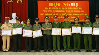Giữ bình yên nơi cửa ngõ Thủ đô